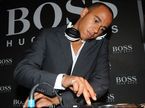 Льюис Хэмилтон за DJ-ским пультом на вечеринке Hugo Boss в Милане
