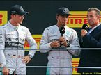 Нико Росберг, Льюис Хэмилтон и Жан Алези во время интервью на подиуме после гонки в Монце