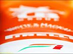 Логотип Force India на носовом обтекателе VJM05