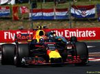 Макс Ферстаппен за рулём RB13 на трассе Гран При Венгрии