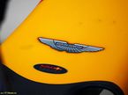 Логотип Aston Martin на машине Red Bull Racing, 2016 год