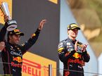 Серхио Перес и Макс Ферстаппен на подиуме в Барселоне
