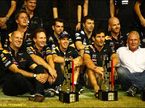 В Red Bull Racing празднуют победу в Сингапуре