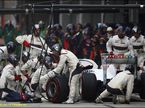 Пит-стоп команды Sauber