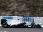 Камуи Кобаяши на тестах в Хересе за рулем BMW Sauber C29