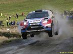 Роберт Кубица за рулём Ford Fiesta WRC на трассе британского ралли