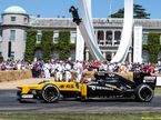 Роберт Кубица за рулем Renault на фестивале скорости в Гудвуде