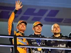 Джанпьеро Ламбьязе (первый справа) вместе с Максом Ферстаппеном и Ландо Норрисом на подиуме в Лас-Вегасе, 2025 год, фото XPB