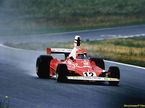 Ники Лауда за рулём Ferrari 312T, 1975 год
