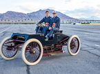 Макс Ферстаппен и Арвид Линдблад за рулём Ford Sweepstakes 1901 года