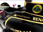 Логотип Microsoft Dynamics на Lotus E20