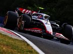 Нико Хюлкенберг за рулём машины Haas на Хунгароринге, 2023 год, фото XPB