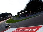 Фелипе Масса на трассе в Спа проходит поворот Eau Rouge, 2016 год