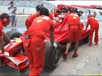 Сильерстоун'08. Пятница. Ferrari Фелипе Массы после аварии.