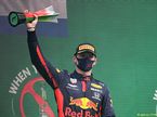 Макс Ферстаппен на подиуме Гран При Португалии