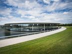 Штаб-квартира McLaren Technology Group в Уокинге