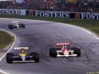 Борьба Тьерри Бутсена (Williams) и Герхарда Бергера (McLaren) на Гран При Сан-Марино 1990 года