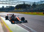 Оскар Пиастри за рулём MCL35M на трассе в Имоле, фото пресс-службы McLaren