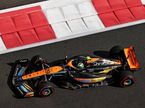 Пато О'Вард за рулём McLaren на трассе в Абу-Даби, фото XPB
