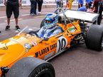 Мика Хаккинен за рулём McLaren M14A образца 1970 года