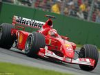 Михаэль Шумахер за рулём Ferrari F2001B на трассе Гран При Австралии, 2002 год
