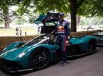 Эдриан Ньюи и его творение – Aston Martin Valkyrie, фото пресс-службы Red Bull Racing