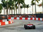 Оскар Пиастри за рулём McLaren Льюиса Хэмилтона на улицах Майами, фото пресс-службы команды