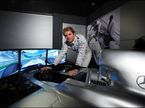Нико Росберг у симулятора Mercedes