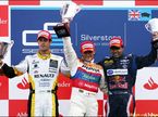 Подиум субботней гонки GP2 : Лукас ди Грасси, Джорджо Пантано, Карун Чандхок