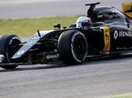 Кевин Магнуссен за рулём Renault R.S.16