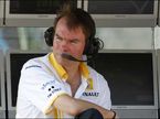 Главный гоночный инженер Renault F1 Алан Пермейн