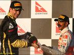 Виталий Петров и Льюис Хэмилтон на подиуме Гран при Австралии 2011 года