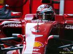 Кими Райкконен за рулём Ferrari SF15-T на тестах в Хересе