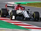 Кими Райкконен за рулём Alfa Romeo C38 на тестах в Барселоне