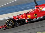 Кими Райкконен за рулём Ferrari F14 T на тестах в Бахрейне
