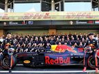 Групповая фотограия Red Bull Racing