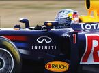 Логотип Infiniti на машине Red Bull Racing
