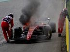 Возгорание машины Карлос Сайнса во время Гран При Австрии, фото XPB
