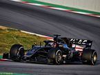 Роман Грожан за рулём Haas VF-19 на трассе в Барселоне