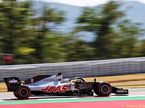 Роман Грожан за рулём Haas VF-20 на тренировках в Барселоне