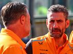 Андреа Стелла (справа) и Зак Браун, глава McLaren Racing, фото XPB