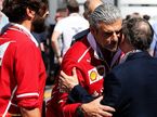 Жан Тодт, президент FIA, (справа) и Маурицио Арривабене, руководитель команды Ferrari