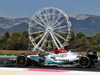 Ник де Вриз за рулём Mercedes в первой сессии свободных заездов Гран При Франции