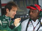 Ярно Трулли и босс Team Lotus Тони Фернандес