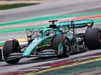 Себастьян Феттель за рулём Aston Martin AMR22 на тестах в Барселоне, фото XPB