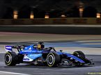 Алекс Элбон за рулём Williams
