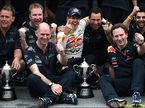 Команда Red Bull Racing празднует победу