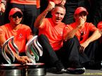 В McLaren праздную победу