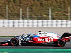 Логотипы ROKiT на машине Williams на тестах в Барселоне в феврале 2020 года
