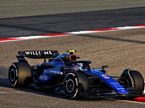 Williams FW46 на трассе в Бахрейне, фото пресс-службы команды